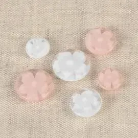 Bouton transparent avec fleur